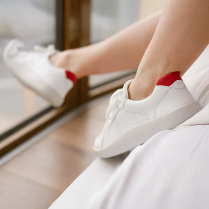 Ahinsa Pura play red Woman סניקרס אהינסה ברפוט לנשים - Red shoes women barefoot אהינסה Pura play red Woman סניקרס אהינסה ברפוט לנשים נעלי ברפוט ברפוט בצבע אדום לנשים