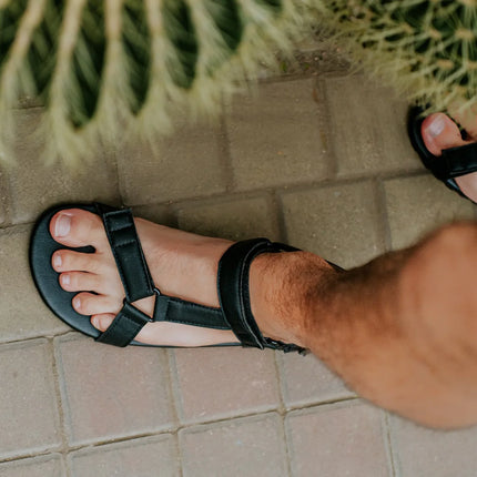 Ahinsa Adventure - Black sandals women & men barefoot אהינסה Adventure סנדלים ברפוט בצבע Black לנשים ולגברים