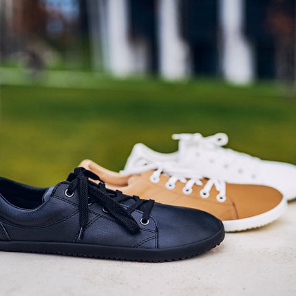 Ahinsa Vida sneakers - Black color shoes women & men barefoot אהינסה ברפוט סניקרס יוניסקס נעלי ברפוט ברפוט בצבע שחור לנשים ולגברים
