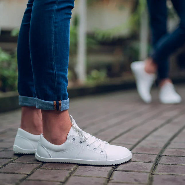 Ahinsa Vida sneakers - White color shoes women & men barefoot אהינסה ברפוט סניקרס יוניסקס נעלי ברפוט ברפוט בצבע לבן לנשים ולגברים