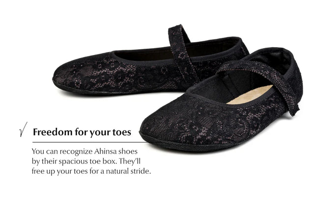 Ahinsa Ananda -Black ballet flats woman אהינסה אנאנדה נעלי בובה שחורות נשים - Black ballet flats women barefoot אהינסה Ananda -Black ballet flats woman אהינסה אנאנדה נעלי בובה שחורות נשים נעלי בובה ברפוט בצבע שחור לנשים