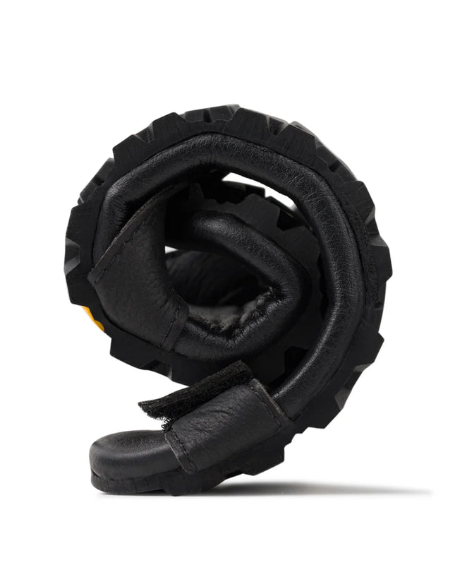Ahinsa Adventure - Black sandals women & men barefoot אהינסה Adventure סנדלים ברפוט בצבע Black לנשים ולגברים