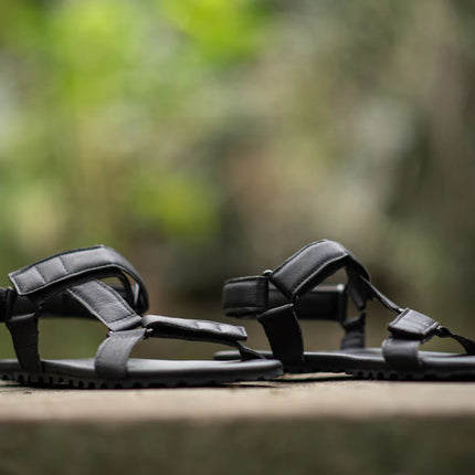Ahinsa Adventure - Black sandals women & men barefoot אהינסה Adventure סנדלים ברפוט בצבע Black לנשים ולגברים