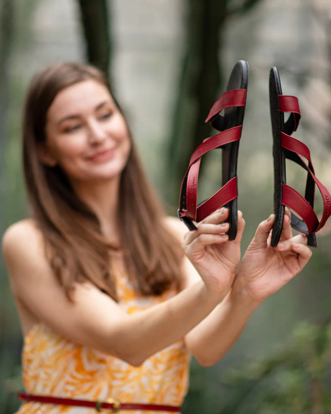 Ahinsa Hava - Burgundy sandals women & men barefoot אהינסה Hava סנדלים ברפוט בצבע Burgundy לנשים ולגברים