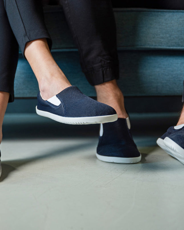 Ahinsa slip on   navy - Navy slip-on women & men barefoot אהינסה slip on   navy סליפ-און ברפוט בצבע Navy לנשים ולגברים