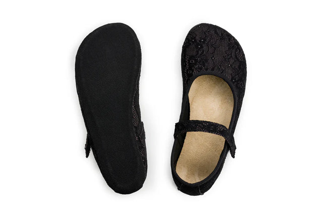 Ahinsa Ananda -Black ballet flats woman אהינסה אנאנדה נעלי בובה שחורות נשים - Black ballet flats women barefoot אהינסה Ananda -Black ballet flats woman אהינסה אנאנדה נעלי בובה שחורות נשים נעלי בובה ברפוט בצבע שחור לנשים