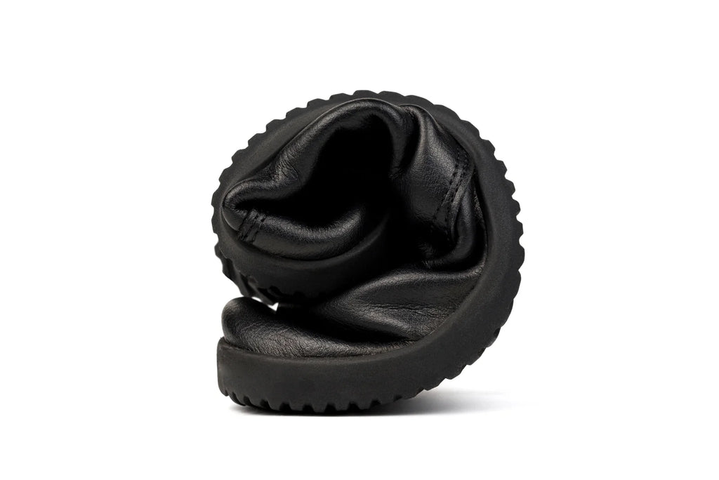 Ahinsa bindu black barefoot 2 Unisex אהינסה ברפוט לגברים