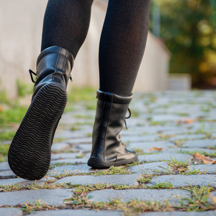 Ahinsa Jaya - Black boots women barefoot אהינסה Jaya מגפיים ברפוט בצבע שחור לנשים