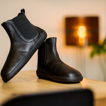 Chelsea black boots