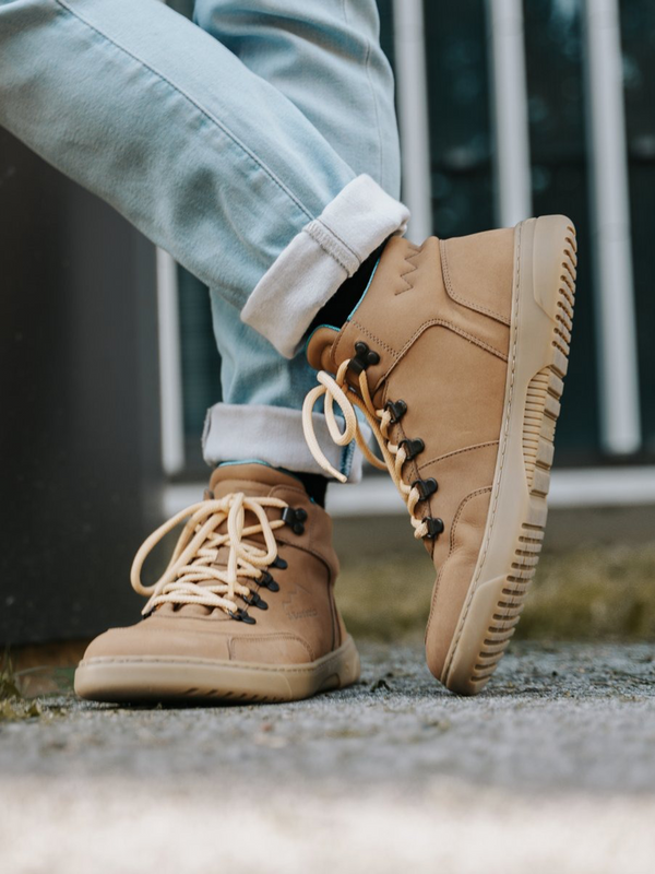 Element / אגוז / מגפי ברפוט / ברפוט לטיולים