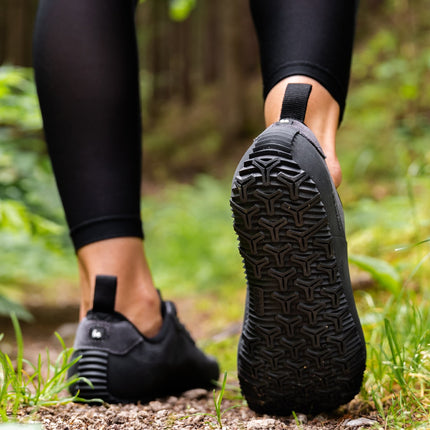 Be Lenka Trailwalker 3.0 barefoot – נעלי ברפוט אפורות טיולים לנשים ולגברים