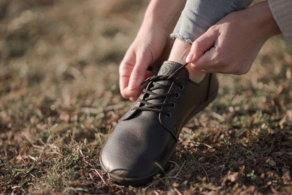Ahinsa bindu black barefoot 2 Unisex אהינסה ברפוט לגברים
