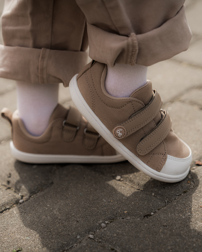 Canvi / חום בהיר / סניקרס ברפוט לילדים