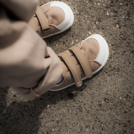 Canvi / חום בהיר / סניקרס ברפוט לילדים